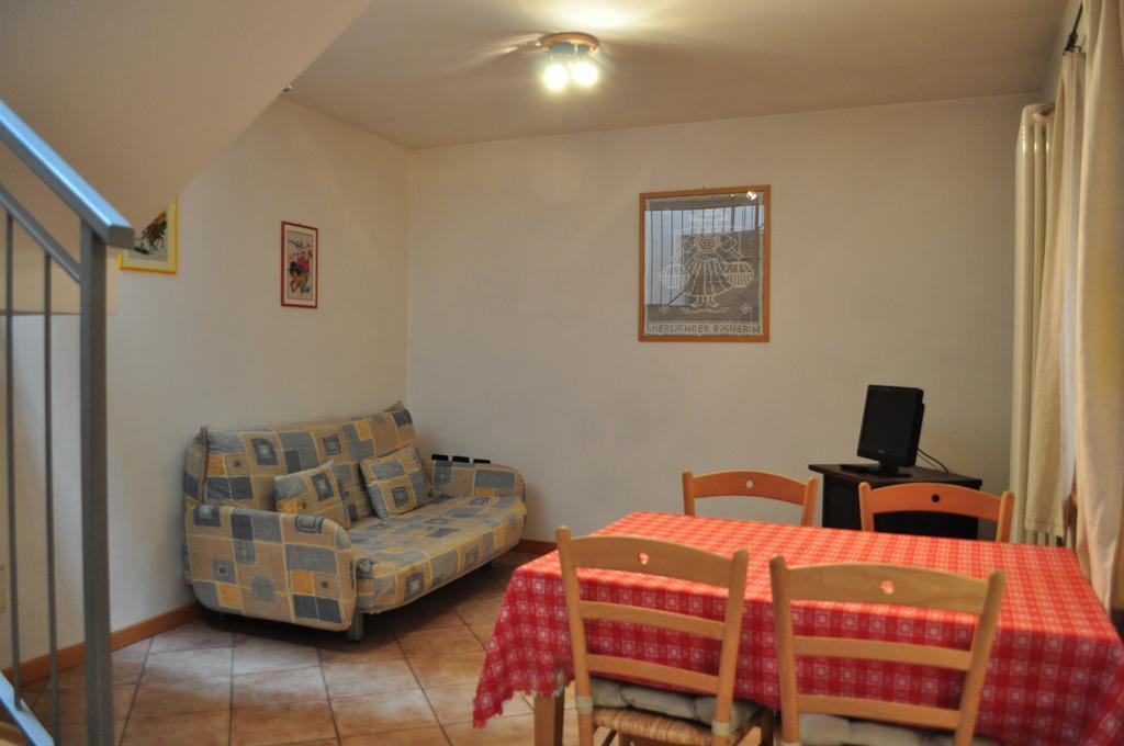 Bed and Breakfast Ai Vellutai Ала Екстер'єр фото